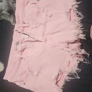 Massimo short shorts distressed size 8 pink